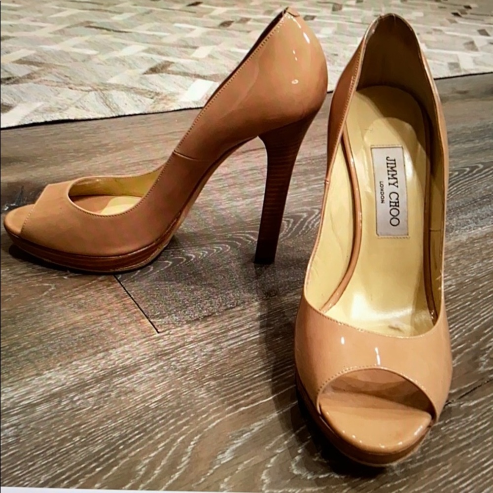 💕Jimmy Choo nude patent leather heel